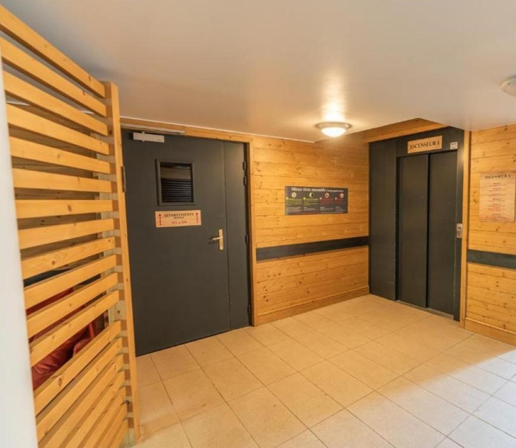 Apt T2 4 Couchages Dans Res. 4 * - Balcons Des Airelles 莱索尔 外观 照片